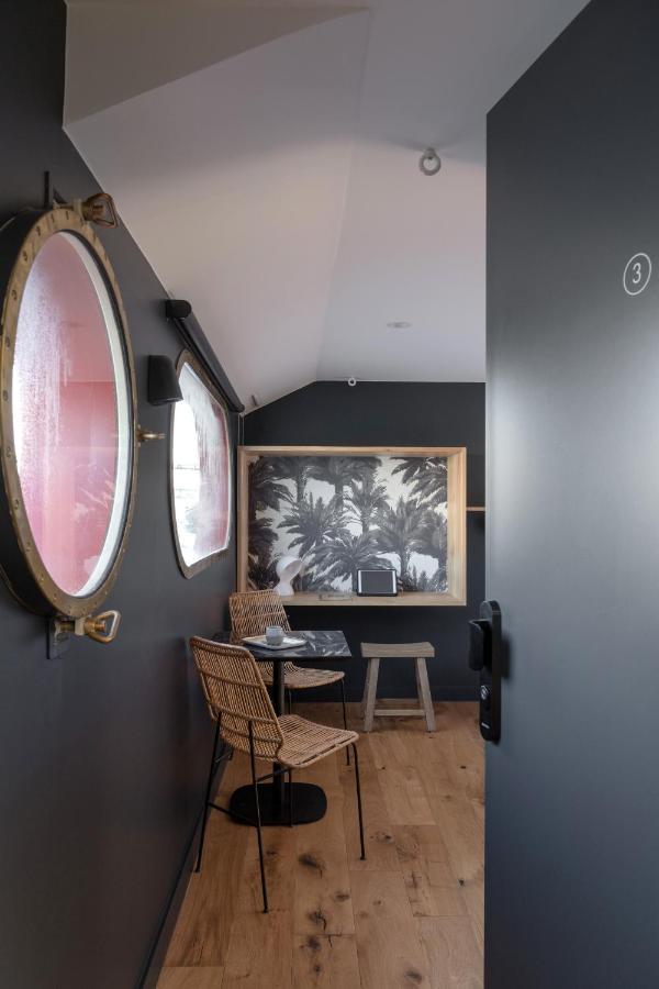 La Peniche - Bed And Bicycle - Tournon Hotel Екстериор снимка