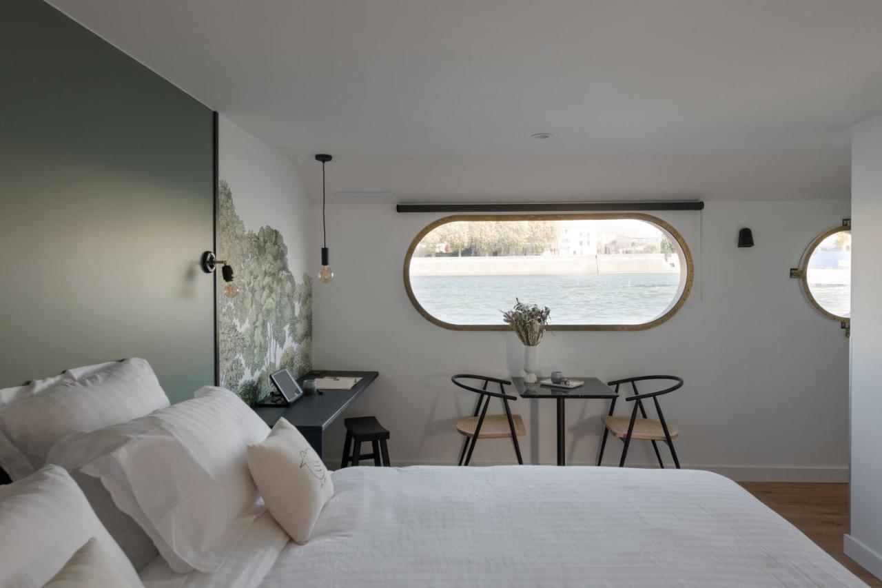 La Peniche - Bed And Bicycle - Tournon Hotel Екстериор снимка